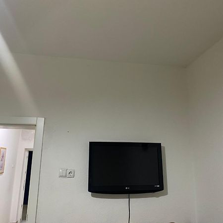 Apartmán Shtepi Me Qira Ne Mitrovice Titova Mitrovica Exteriér fotografie
